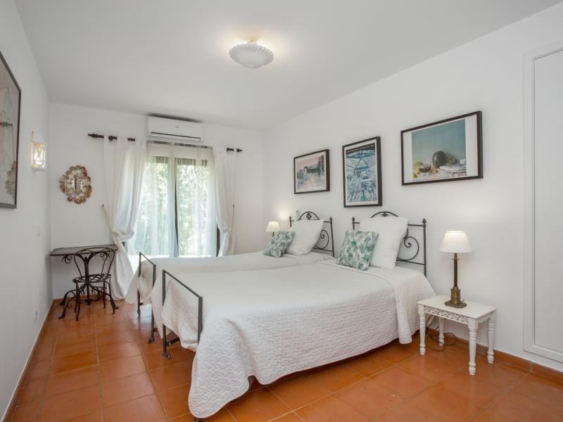 Villa Edmundo , Albufeira , Algarve  