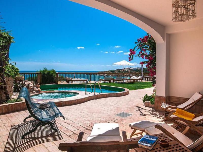 Villa Edmundo , Albufeira , Algarve  