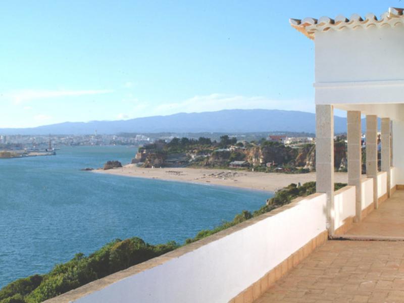 Casa Largo , Ferragudo  
