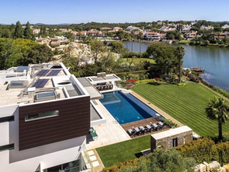 Villa Borda do Lago  , Algarve , Quinta do Lago  