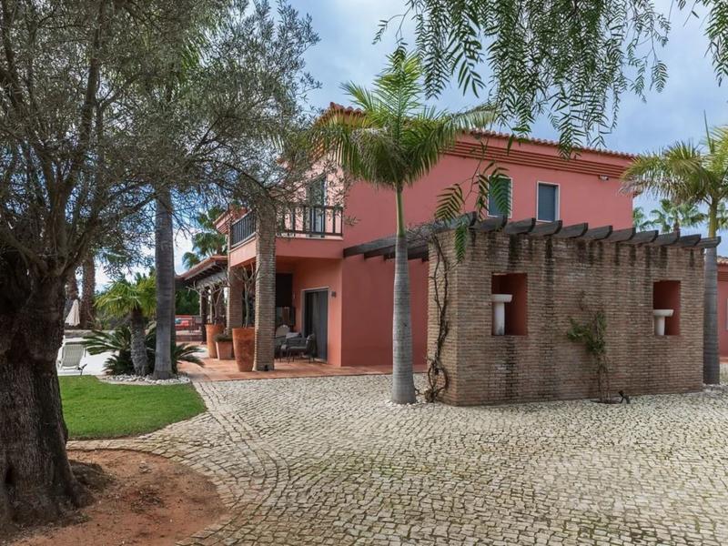 Villa Fado  , Algarve , Almancil  