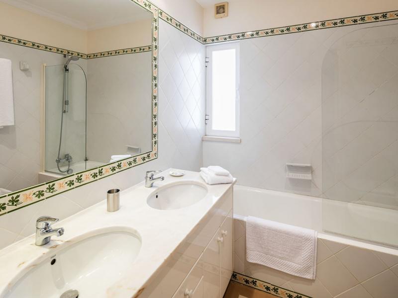 Villa Bianco , Algarve , Vale Do Lobo  