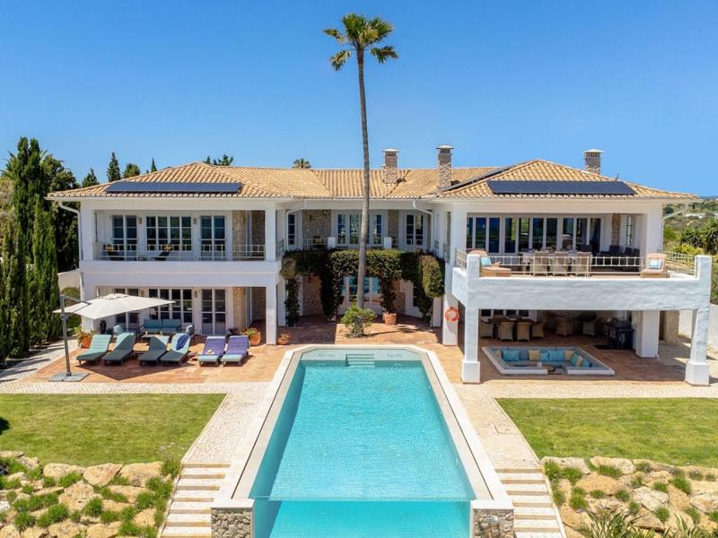 Luxury Clifftop Villa With Ocean Views in Algarve , Algarve , Luz  