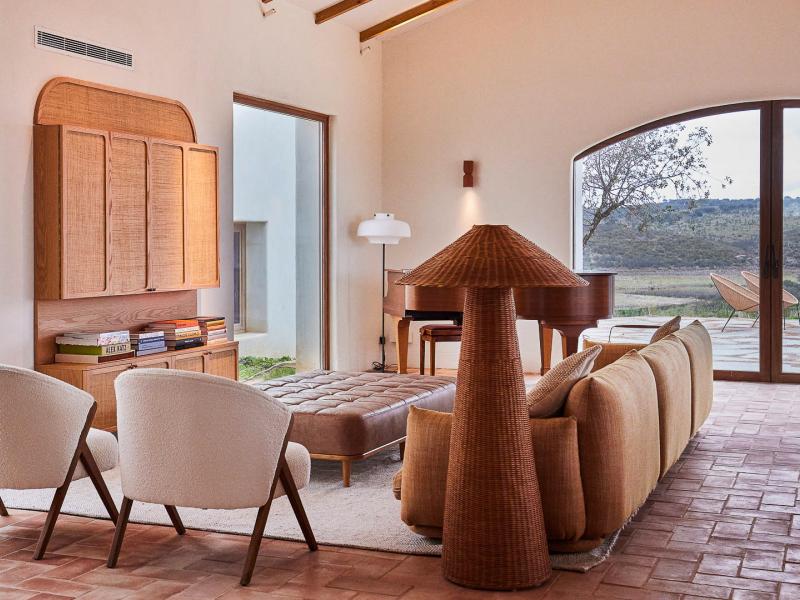 Lakeside Gastro Retreat in Portuguese Countryside for Foodies , Alentejo  
