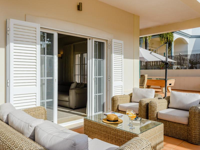 Villa Theron , Varandas do Lago  